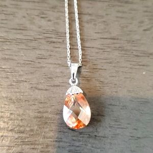 Crystal rose gold pendant with 18" silver chain